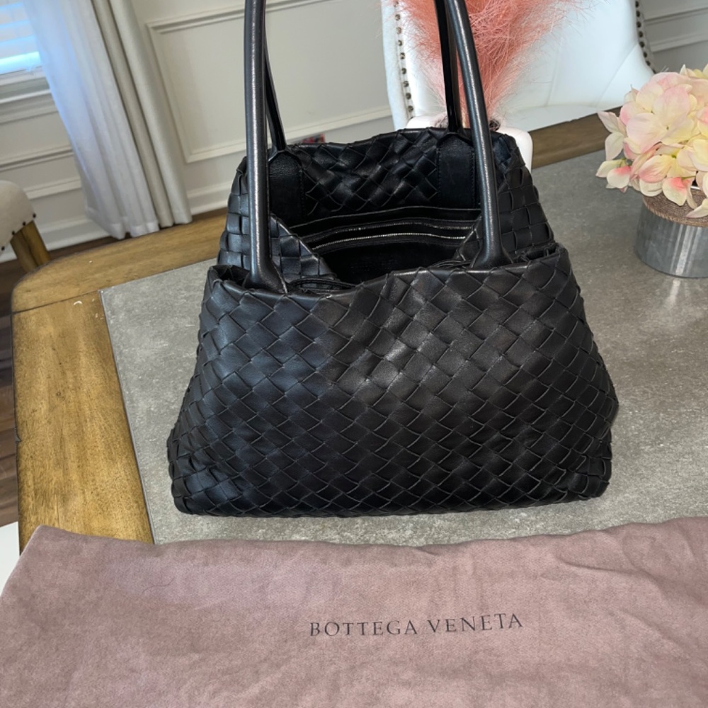 Black Beauty - Picture 2 of 10